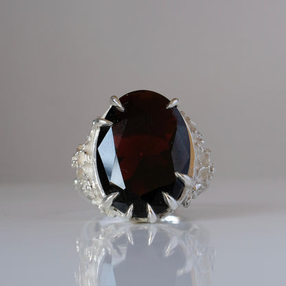 GERTRUDE garnet ring