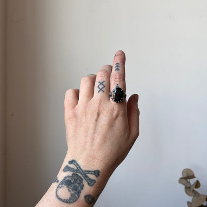 GERTRUDE black spinel ring