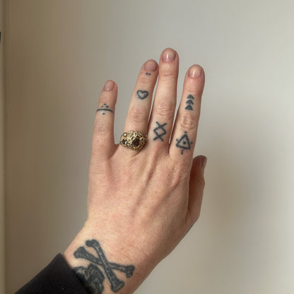 HELEN sapphire ring