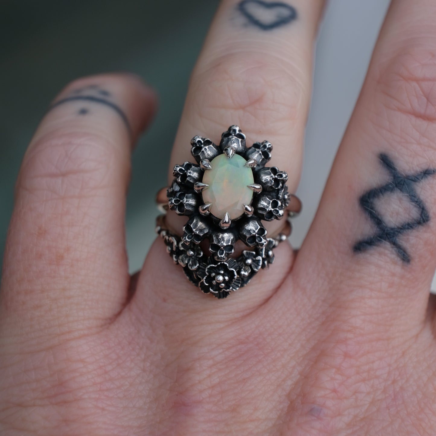 PATES white opal ring