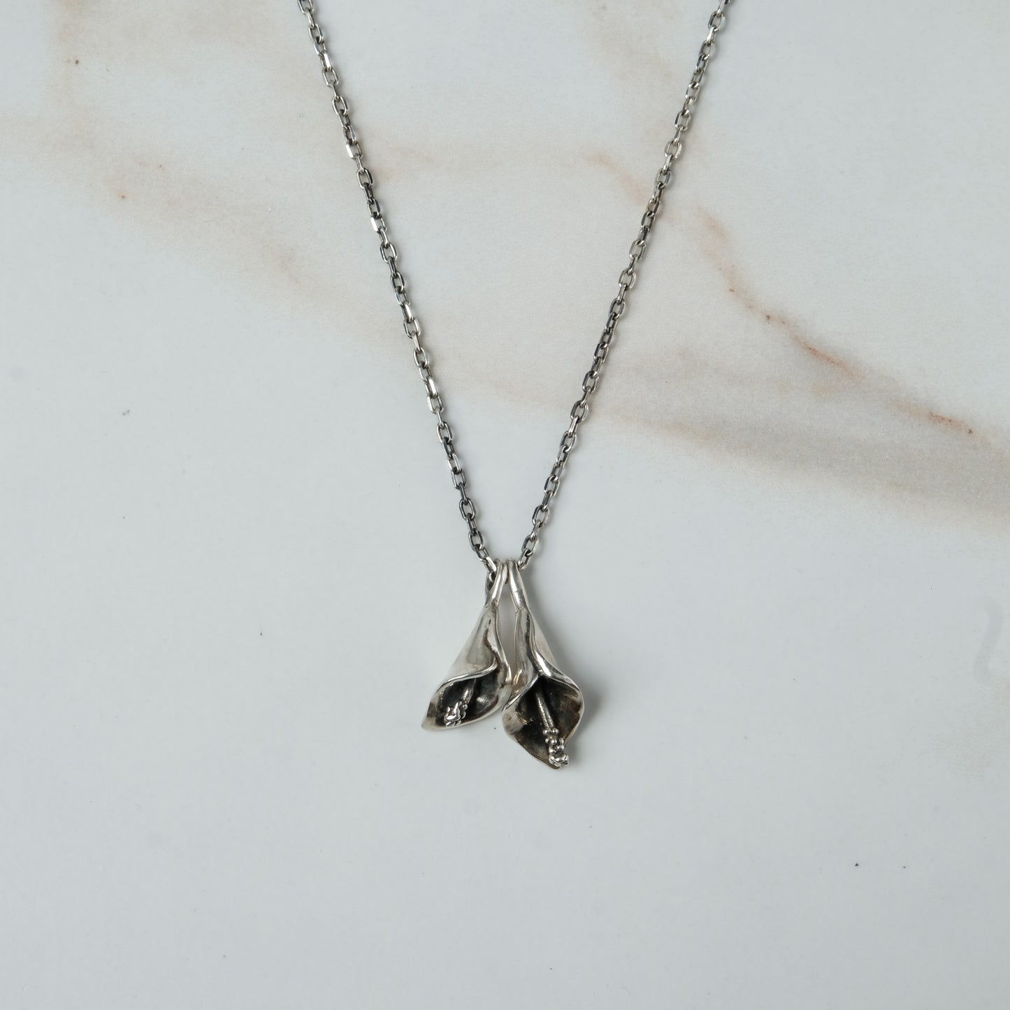 CALLA LILY necklace