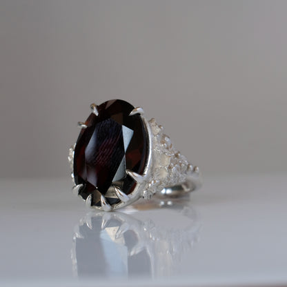 GERTRUDE garnet ring