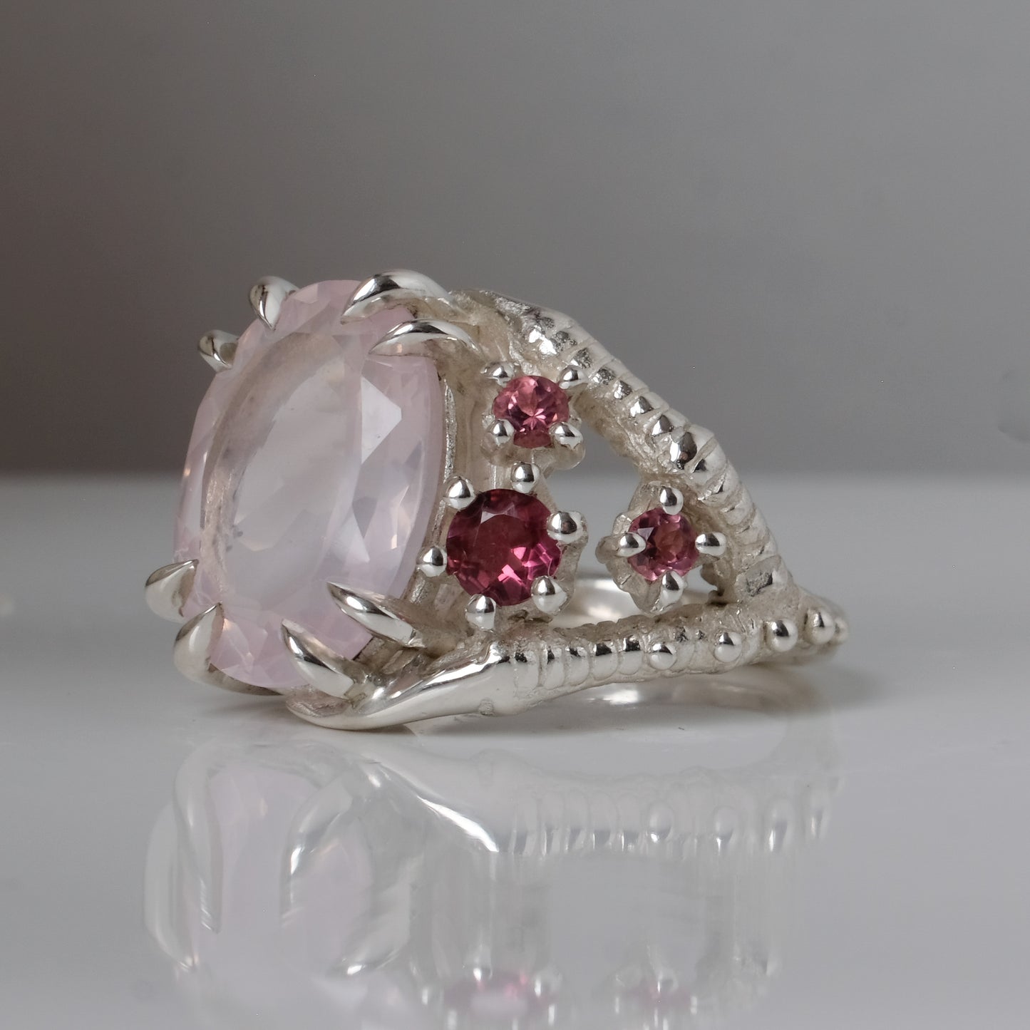 TALON rose quartz ring