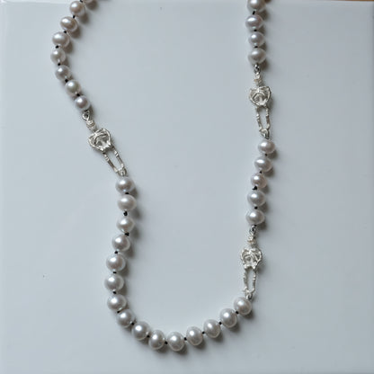 MARITA pearl necklace