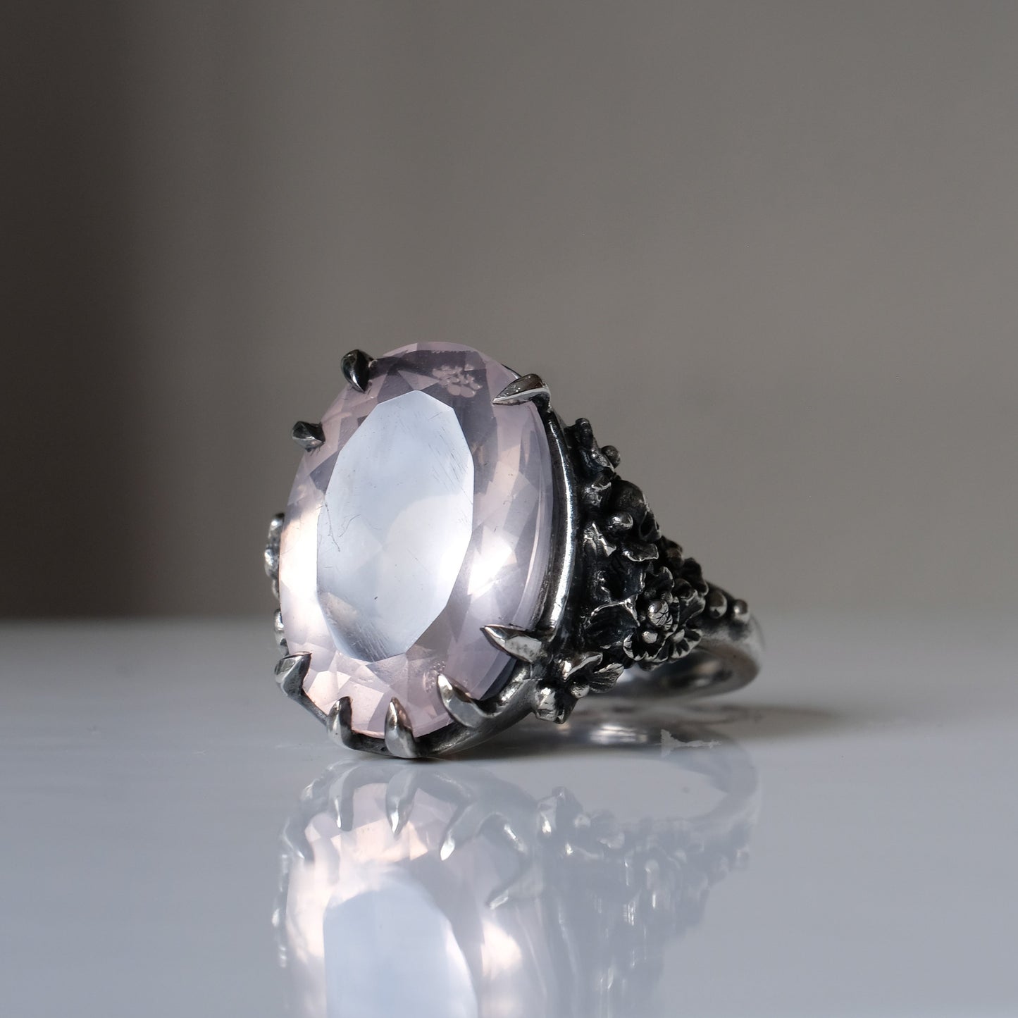 GERTRUDE rose quartz ring