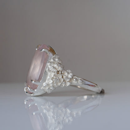 GERTRUDE rose quartz ring