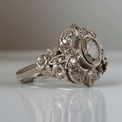 FLEUR diamond ring