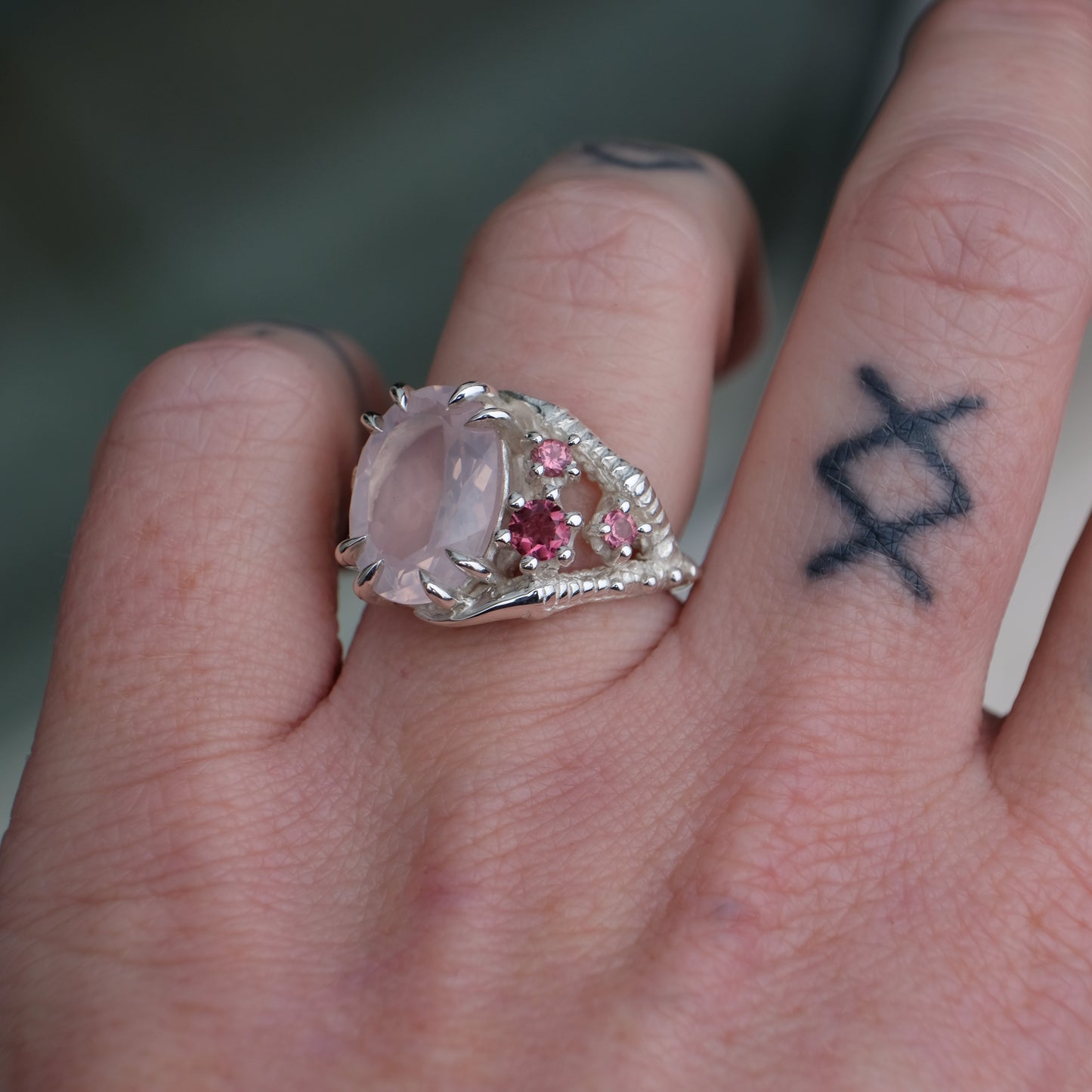 TALON rose quartz ring