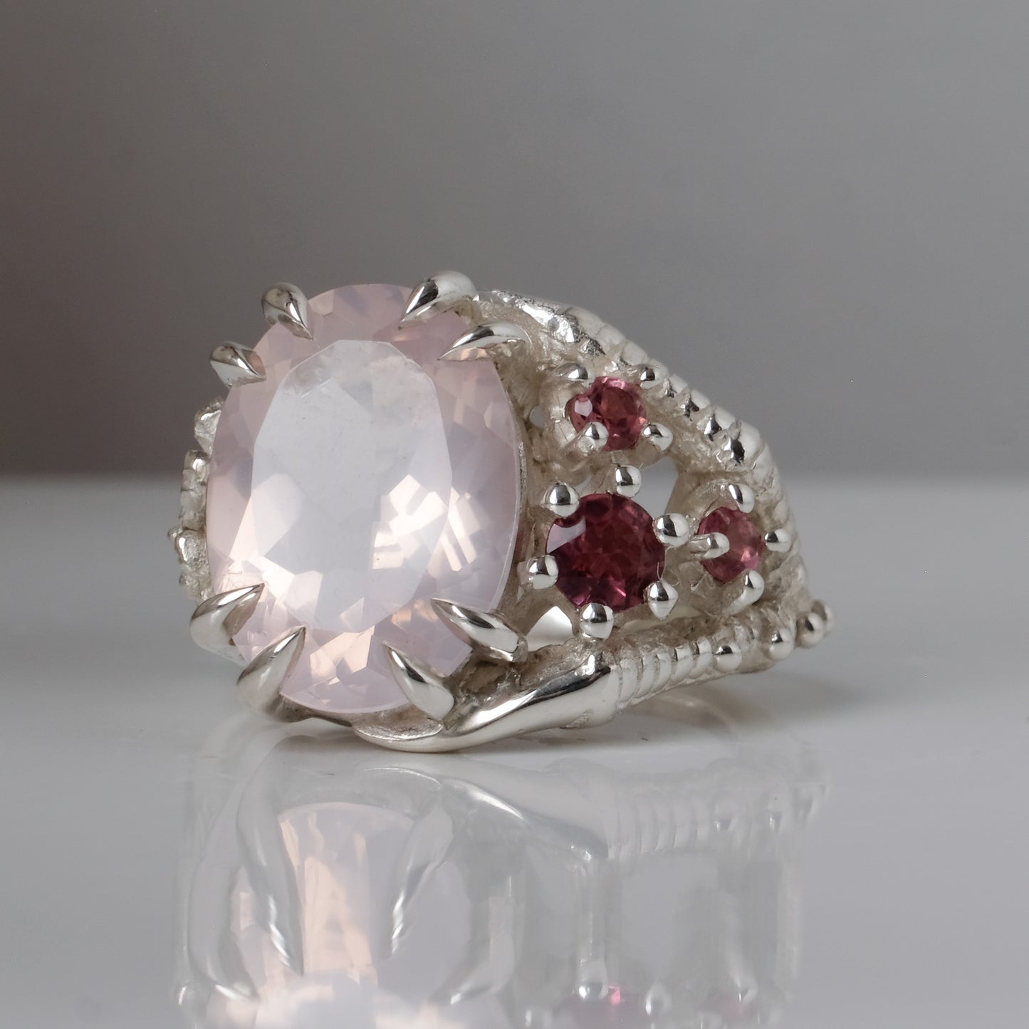 TALON rose quartz ring