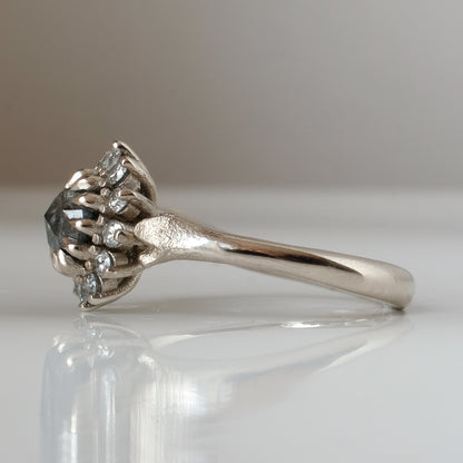 AGNES diamond ring