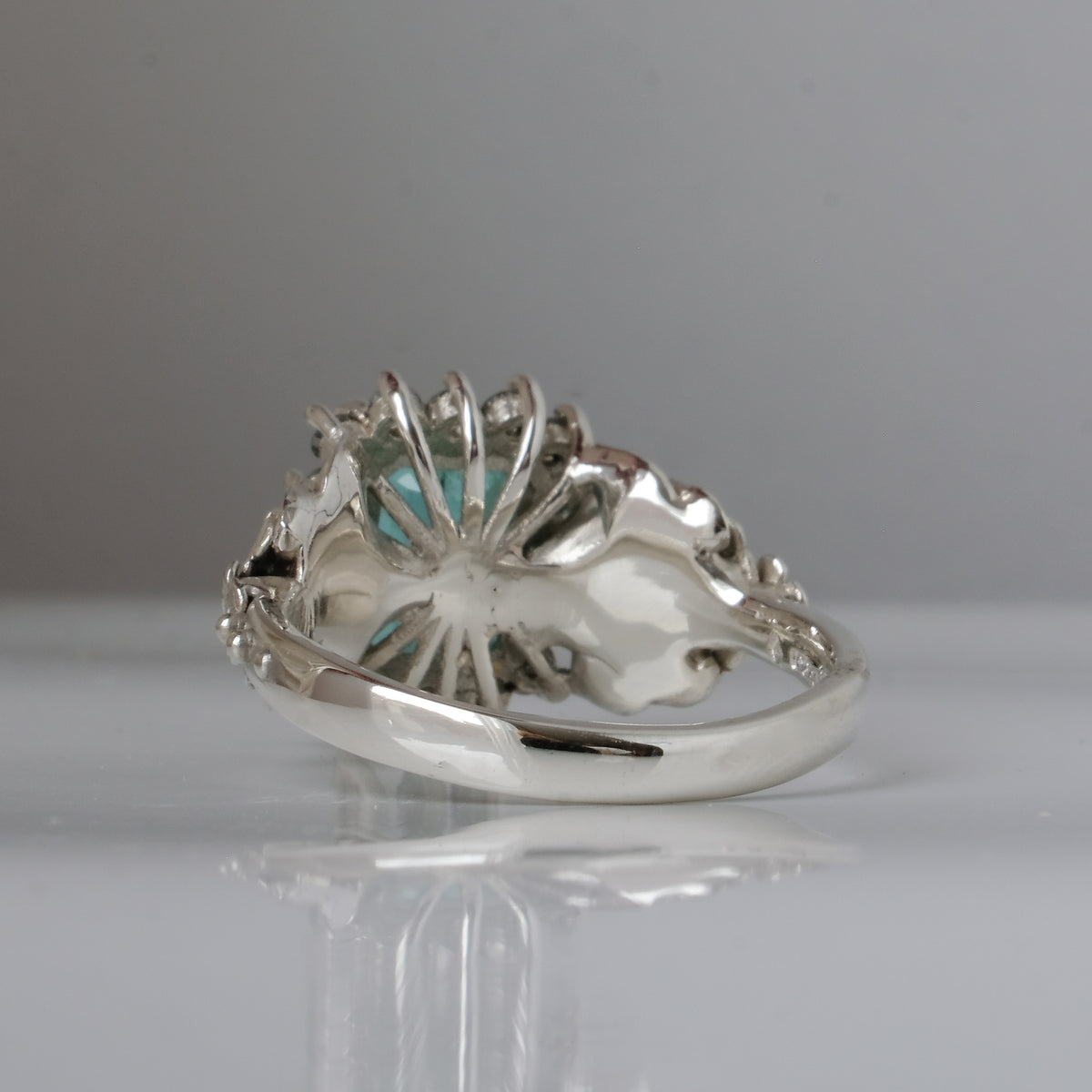 ODETTA ring, emerald