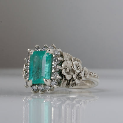 ODETTA ring, emerald