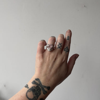 ERZULIE rose quartz ring