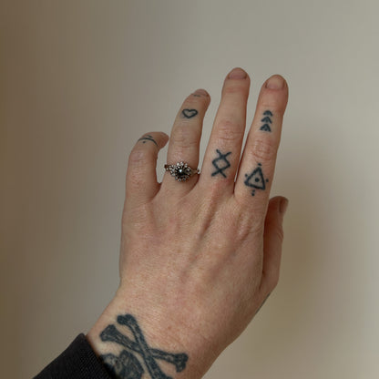 AGNES diamond ring