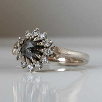 AGNES diamond ring