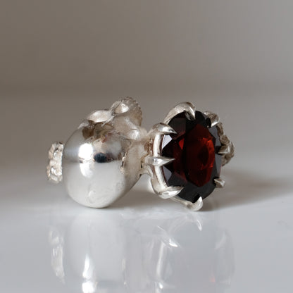 VANITAS garnet ring