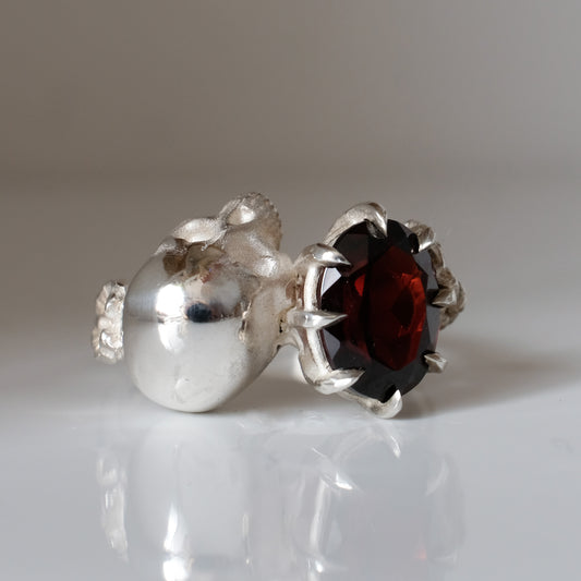 VANITAS garnet ring