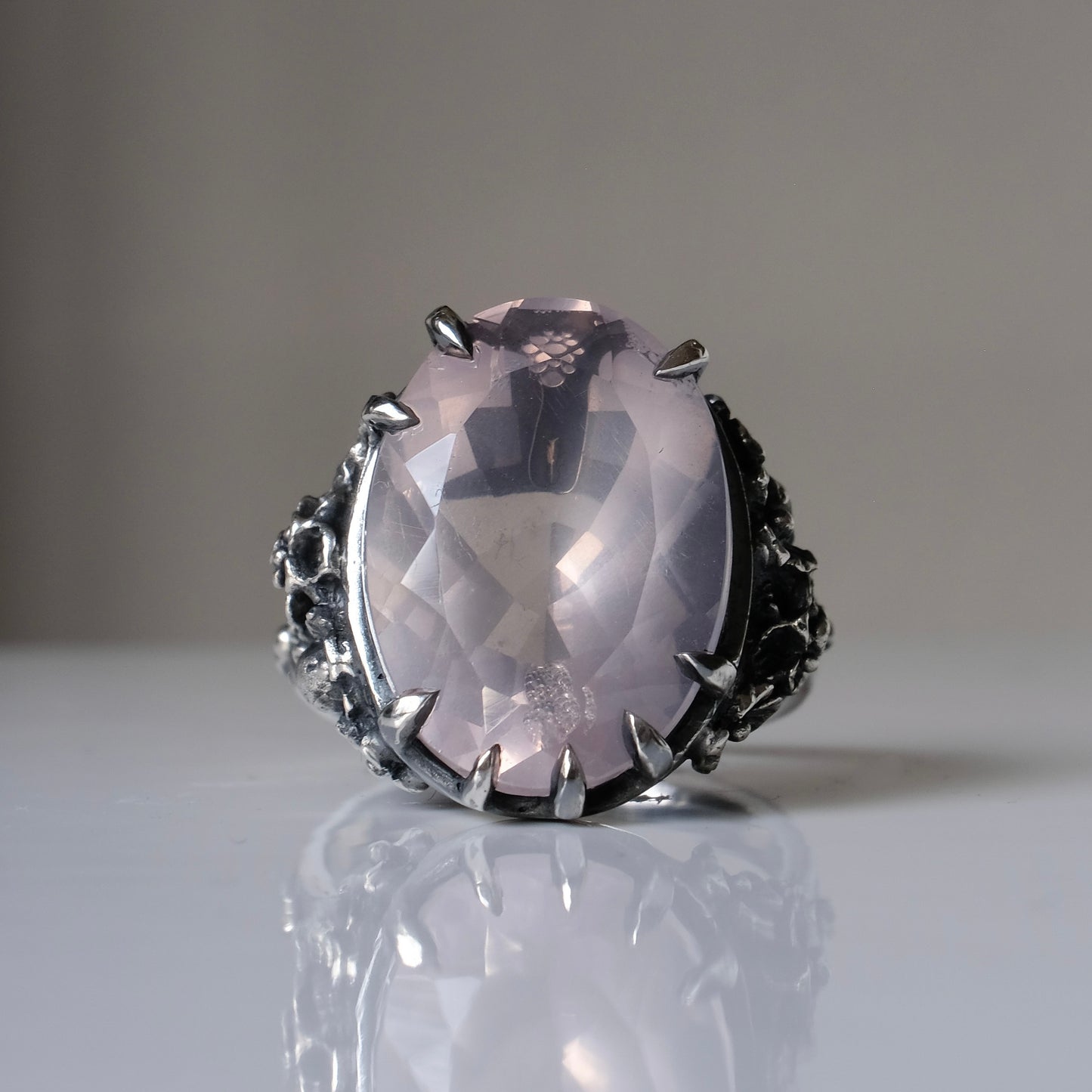 GERTRUDE rose quartz ring