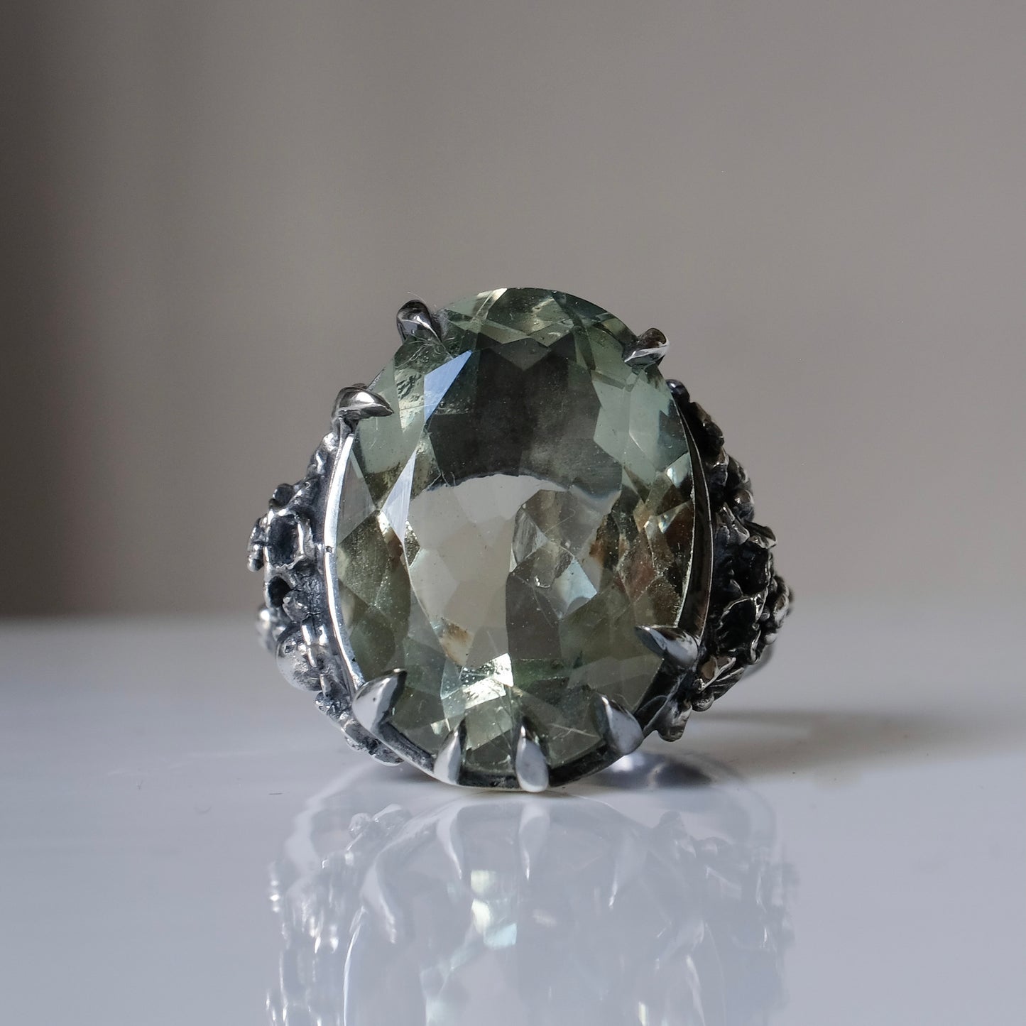 GERTRUDE mint quartz ring