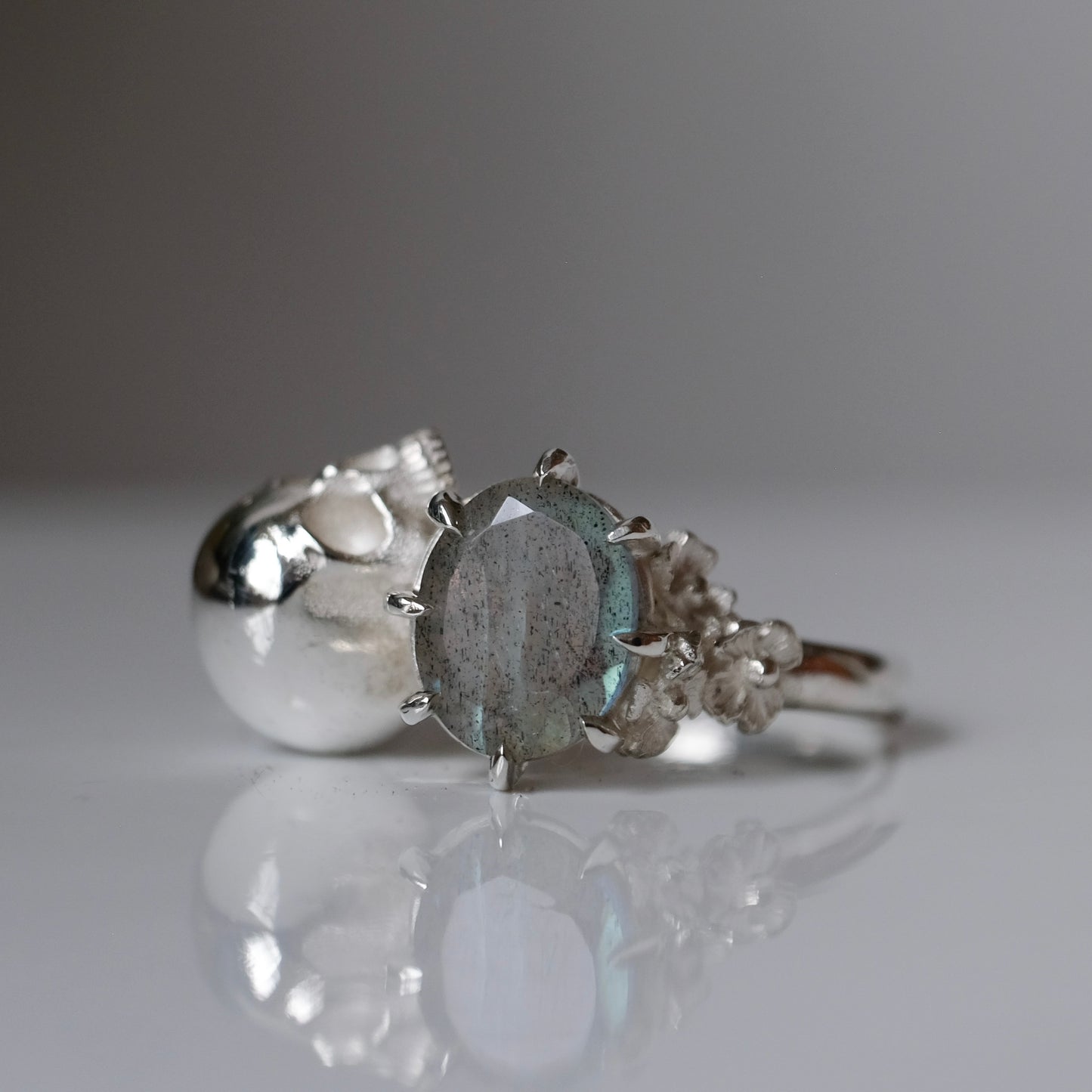 VANITAS labradorite skull ring