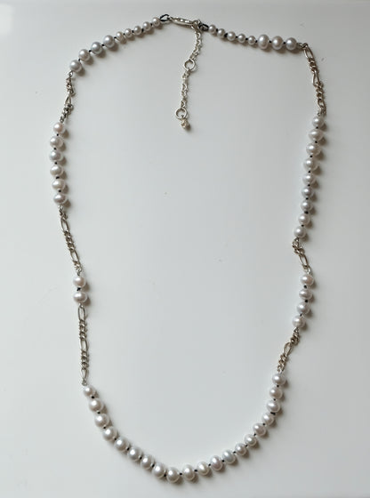 THE CHAIN pearl necklace