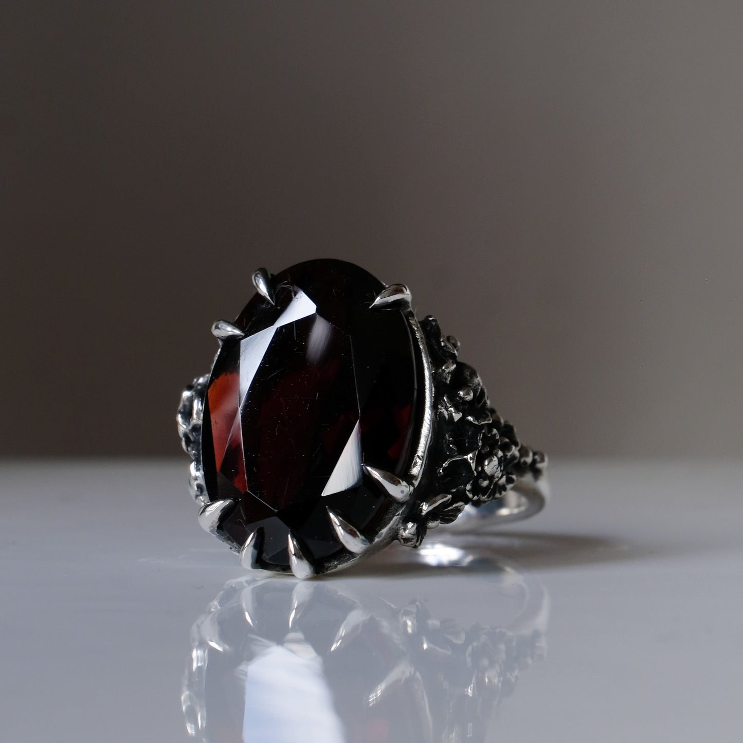 GERTRUDE garnet ring