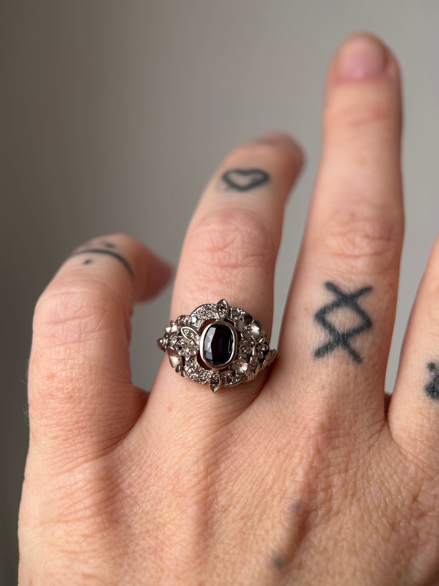 FLEUR ring, sapphire