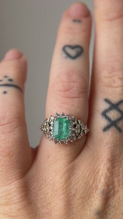 ODETTA ring, emerald